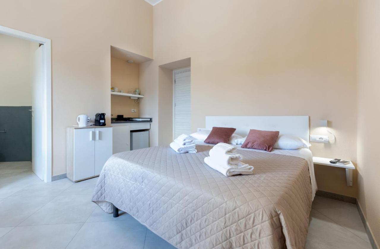 Bonnystudios Holiday Apartments Cagliari Ngoại thất bức ảnh