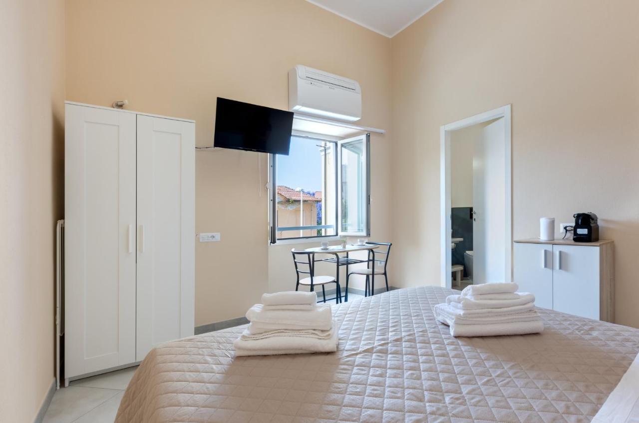 Bonnystudios Holiday Apartments Cagliari Ngoại thất bức ảnh